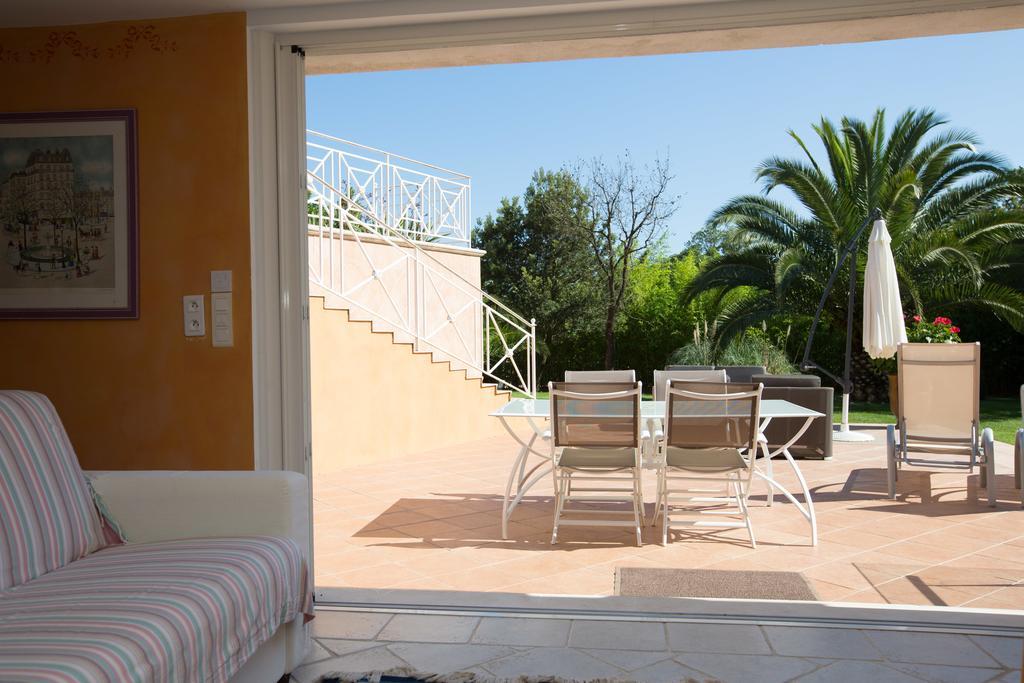 Hotel La Tarentane Grimaud Zewnętrze zdjęcie