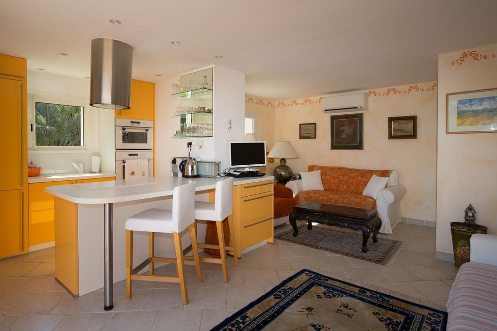 Hotel La Tarentane Grimaud Zewnętrze zdjęcie