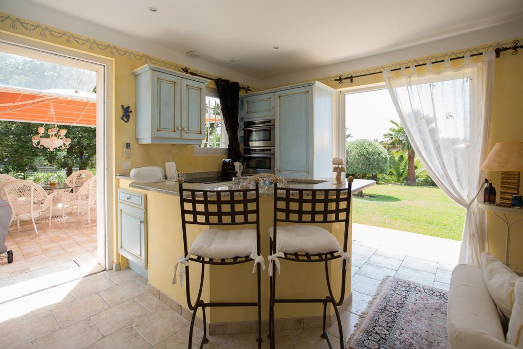 Hotel La Tarentane Grimaud Zewnętrze zdjęcie