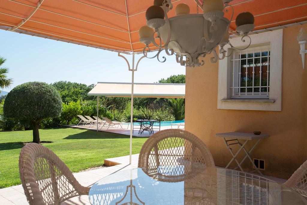 Hotel La Tarentane Grimaud Zewnętrze zdjęcie
